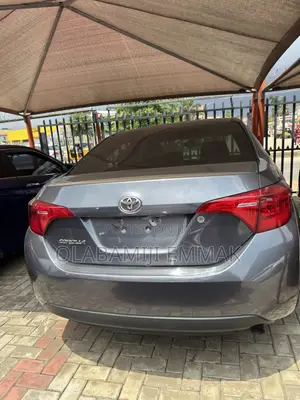 Toyota Corolla S Plus 4dr Sedan (1.8L 4cyl CVT) 2016 Gray