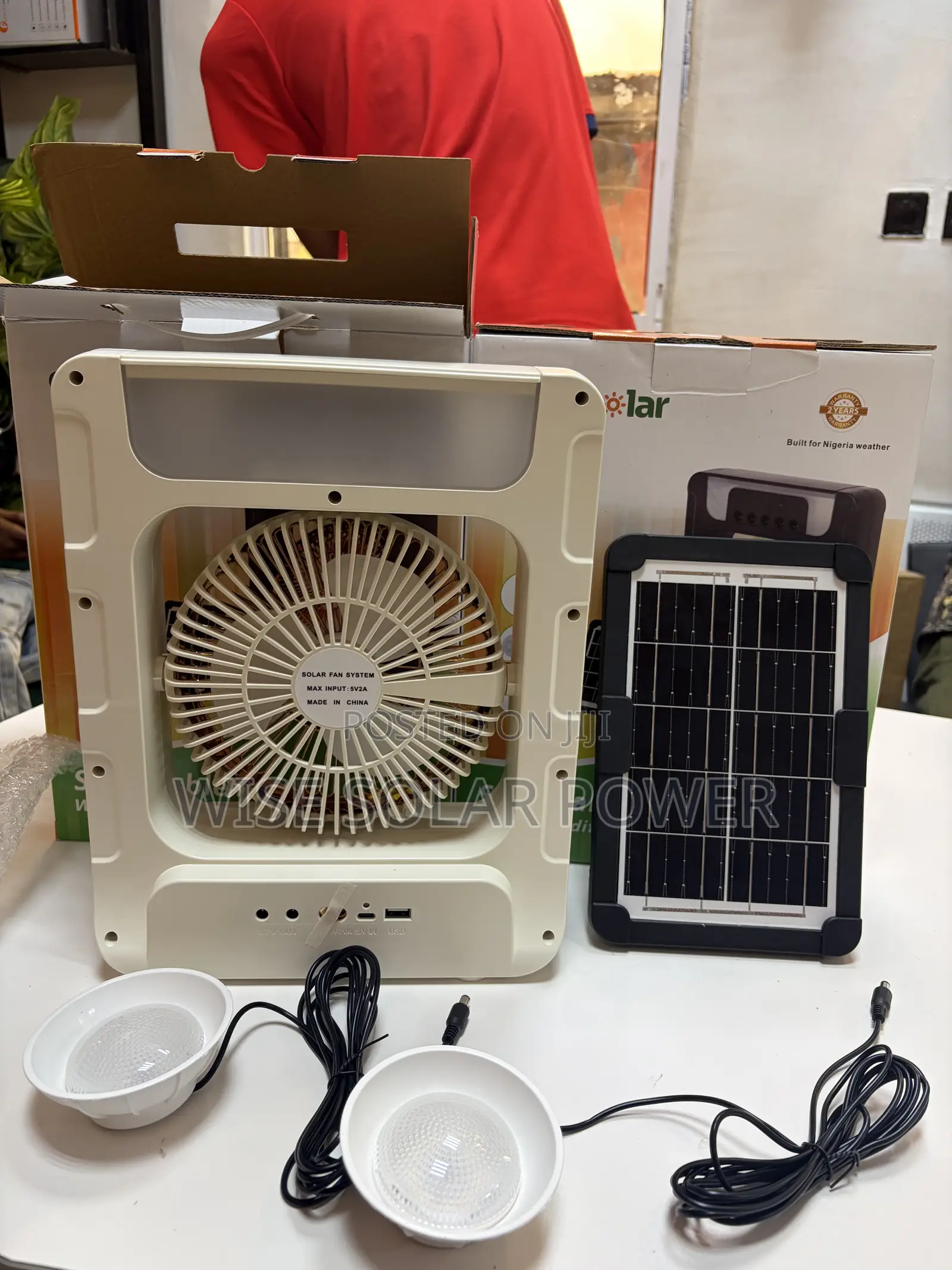 Solar Table Fan