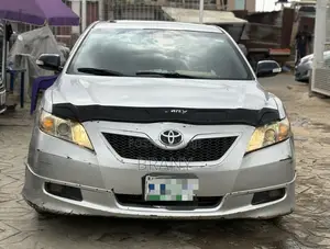 Toyota Camry SE 4dr Sedan (2.4L 4cyl 5A) 2009 Silver