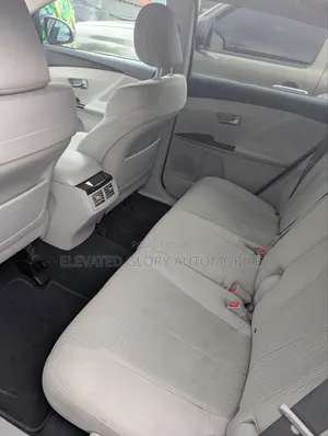 Toyota Venza V6 AWD 2010 Gray