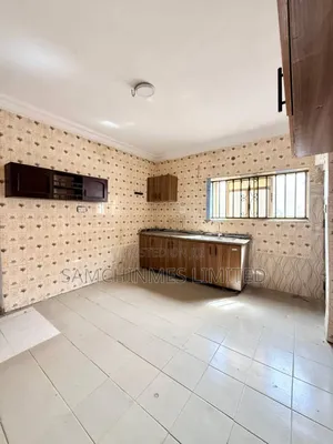 3bdrm Apartment in Abraham Adesanya Estate for rent
