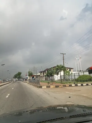 5,700m2 on Ikorodu Road Maryland Lagos