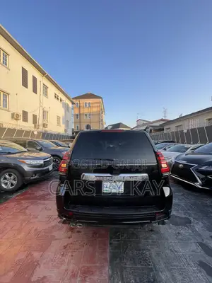 Toyota Land Cruiser Prado 2018 Black