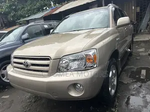 Toyota Highlander 2006 Gold