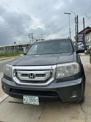 Honda Pilot 2011 Gray