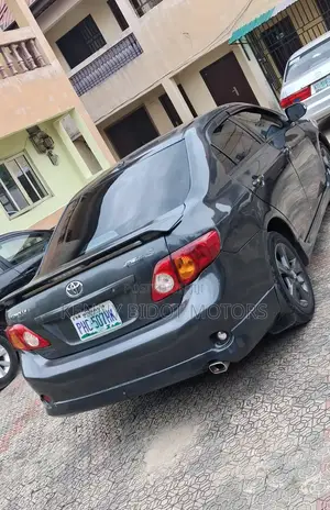 Toyota Corolla S 4dr Sedan (1.8L 4cyl 4A) 2009 Gray