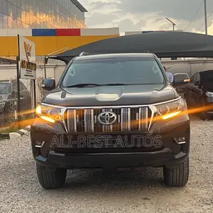 Toyota Land Cruiser Prado 2017 Black