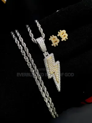 VVS Moissanite Diamond Lightning Bolt Pendant and Bitcoin Earring