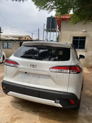 Toyota Corolla Cross 2.0 Petrol FWD 2022 White