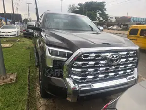 Toyota Tundra 1794 Edition CrewMax 6.5' Bed 2024 Black