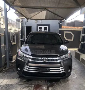 Toyota Highlander 2019 Gray