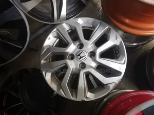 Honda Civic 15 and 16 2017/18 Follow Come