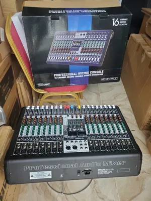 Yamaha Signature 16 Channel Mixer