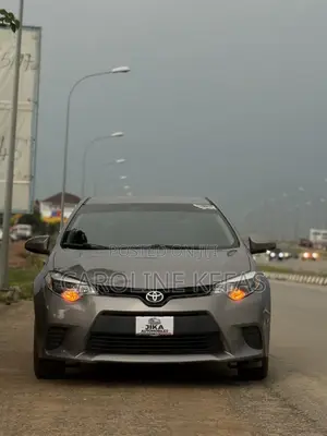 Toyota Corolla 2015