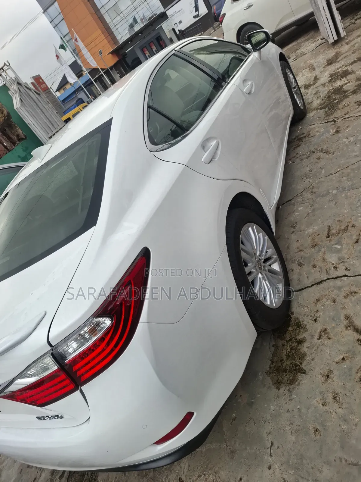 Lexus ES 2016 White