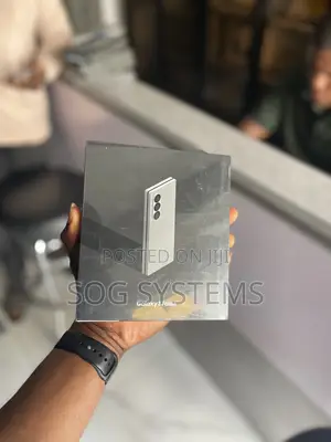 New Samsung Galaxy Z Fold6 256 GB Black