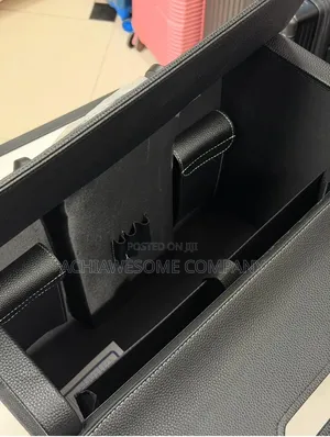 Leaves King Briefcase