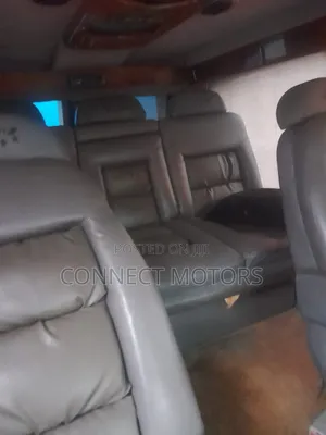 Ford E250 2006 Black