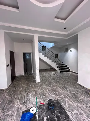 4bdrm Townhouse / Terrace in Dakwo District for rent