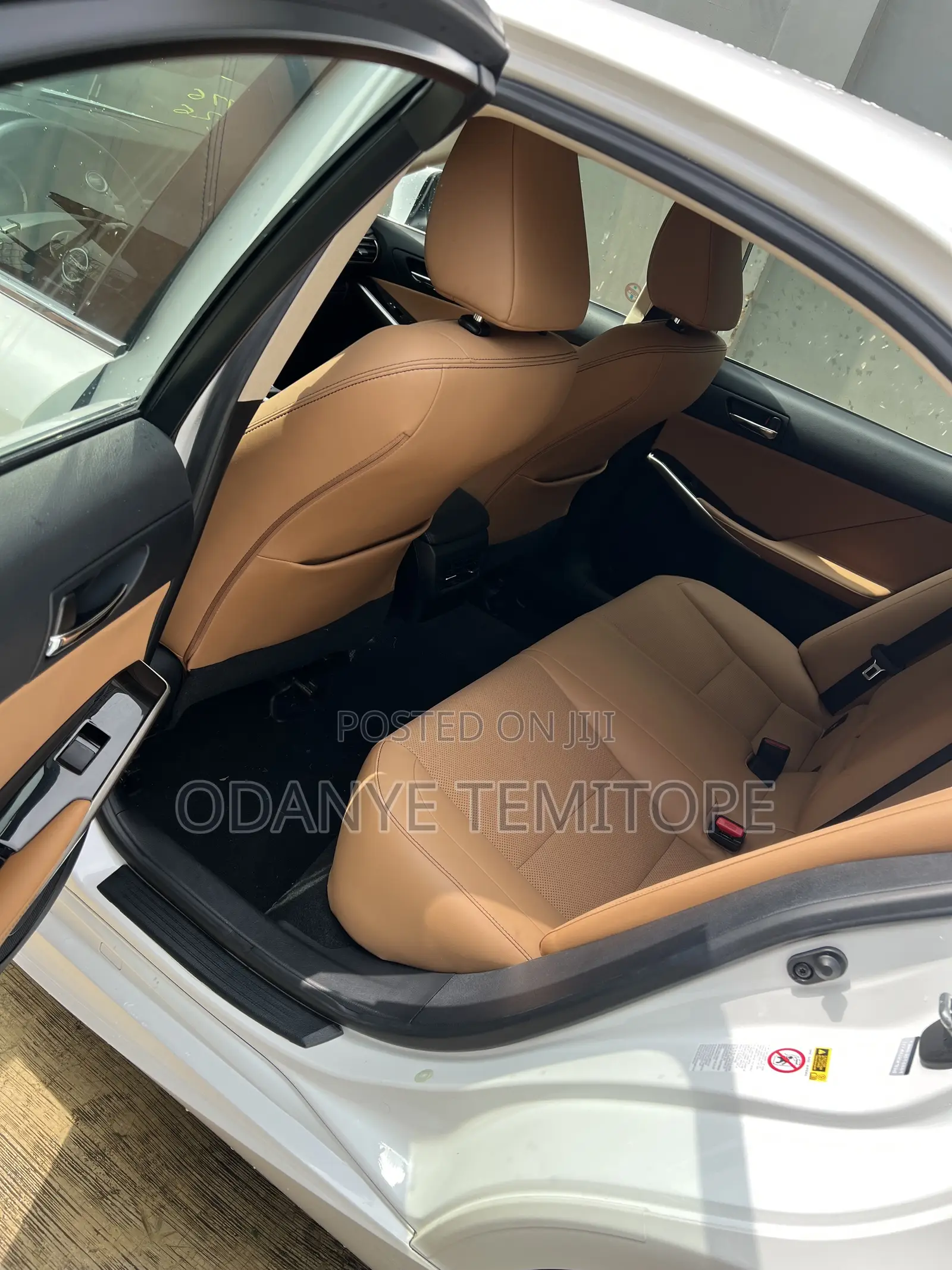 Lexus IS 2015 Off white