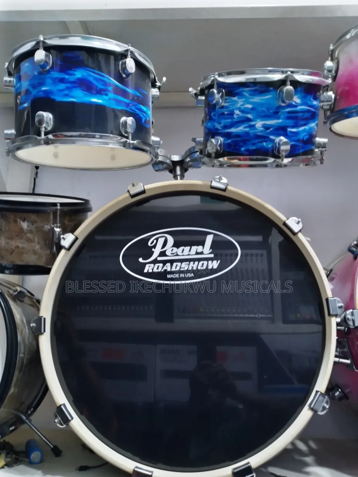 Pearl Road Show Drum Set