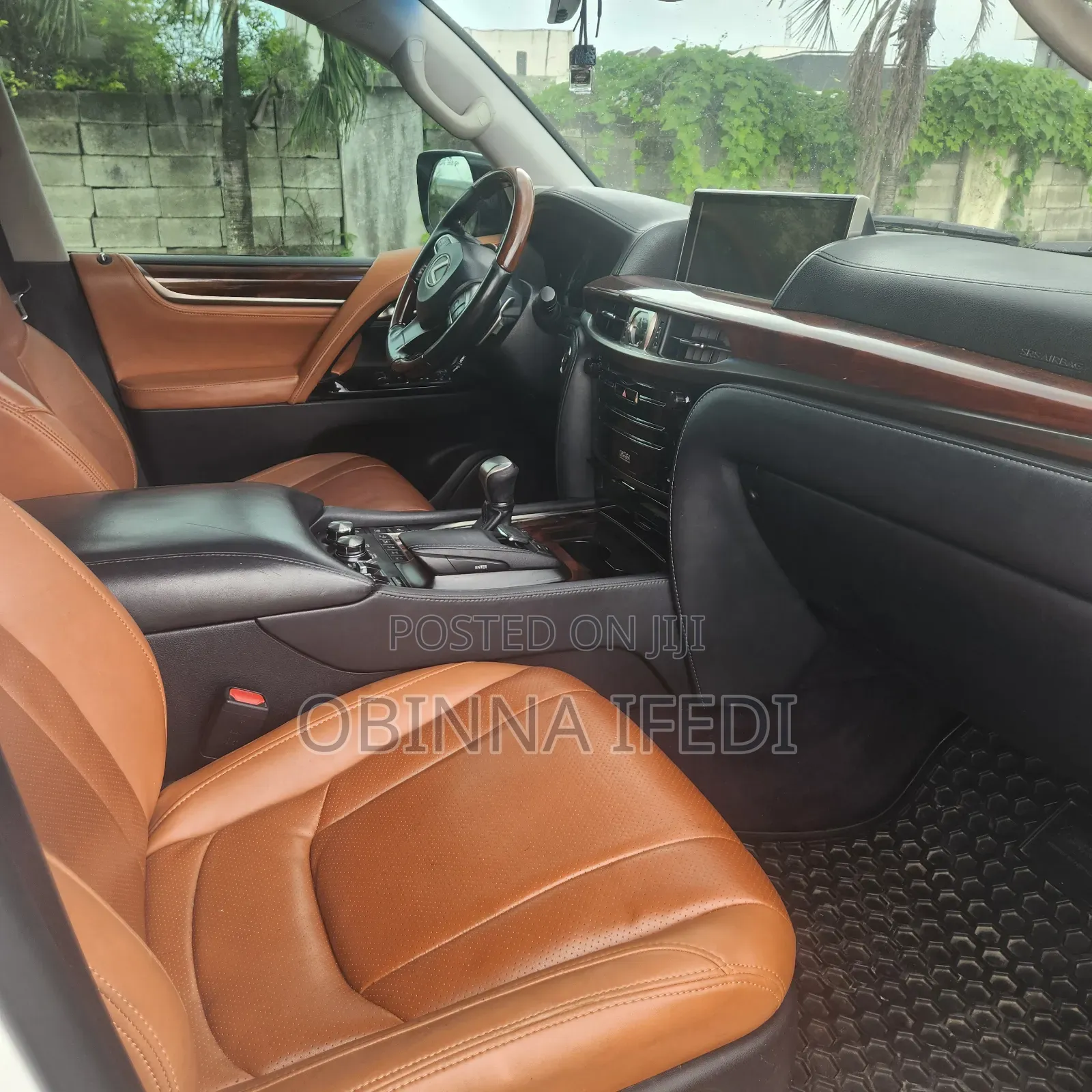 Lexus LX 2017 White