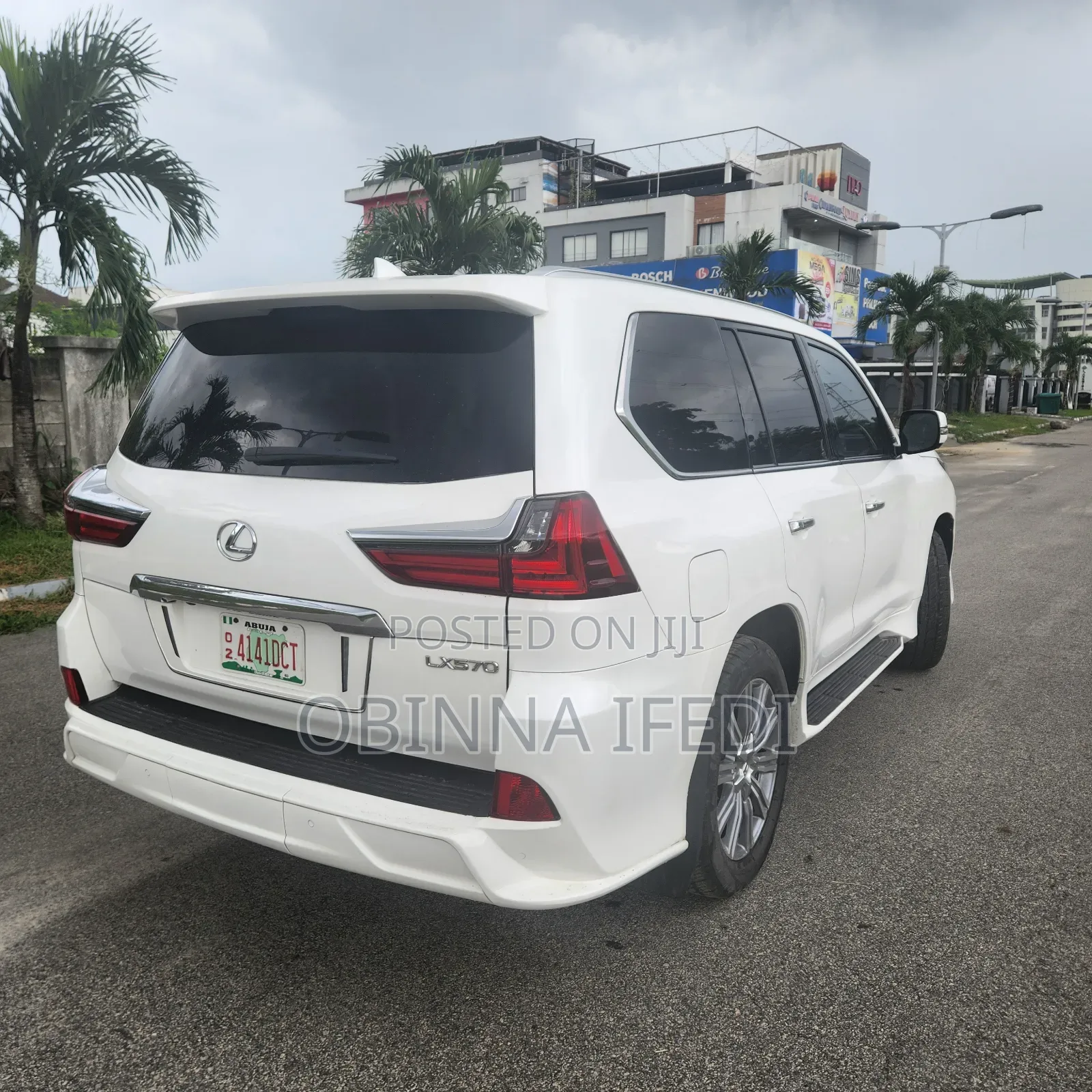 Lexus LX 2017 White