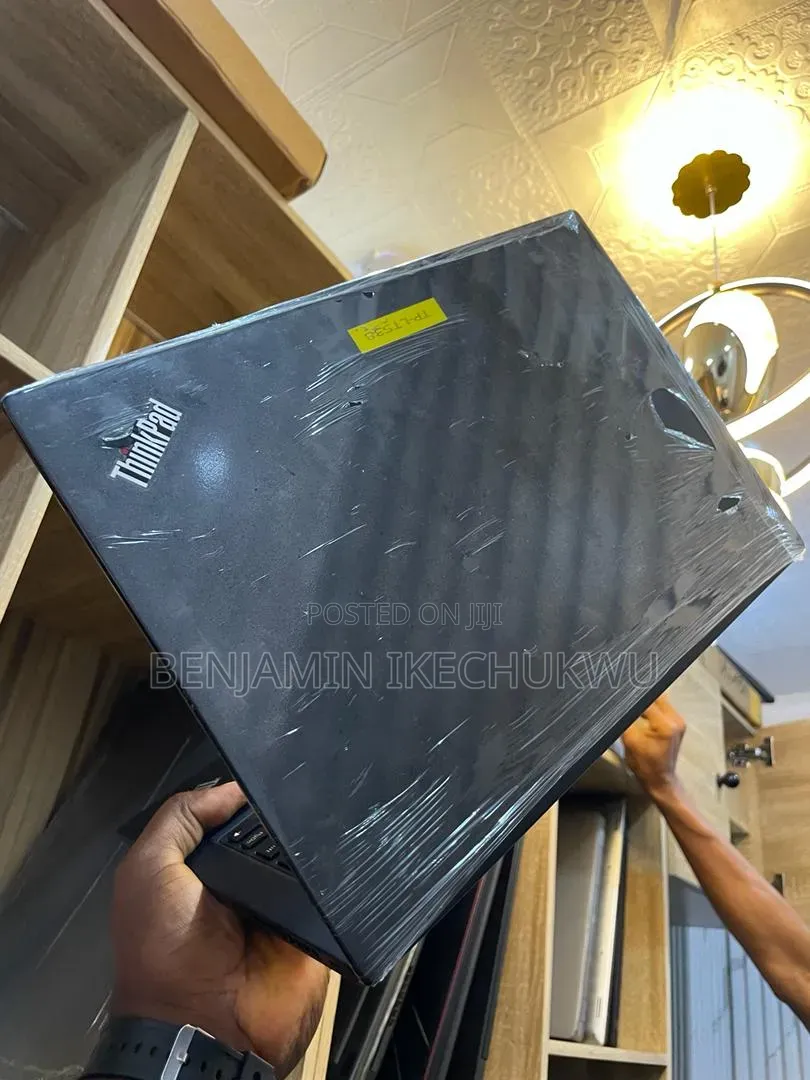 Laptop 8GB Intel Core i5 SSD 256GB
