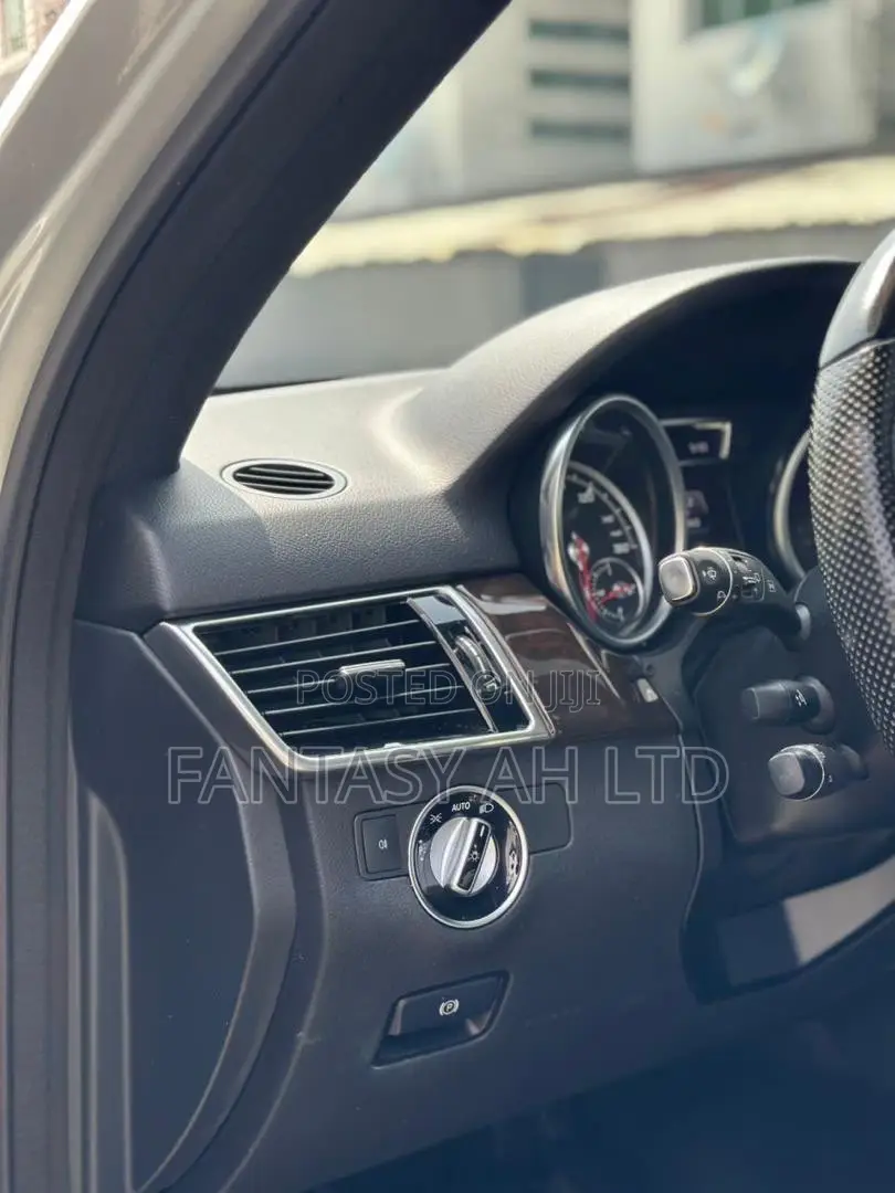 Mercedes-Benz GLE-Class 2016
