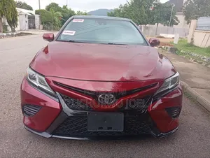Toyota Camry 2018 Red