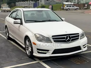 Mercedes-Benz C300 2014 White