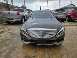 Mercedes-Benz C300 2015 Brown