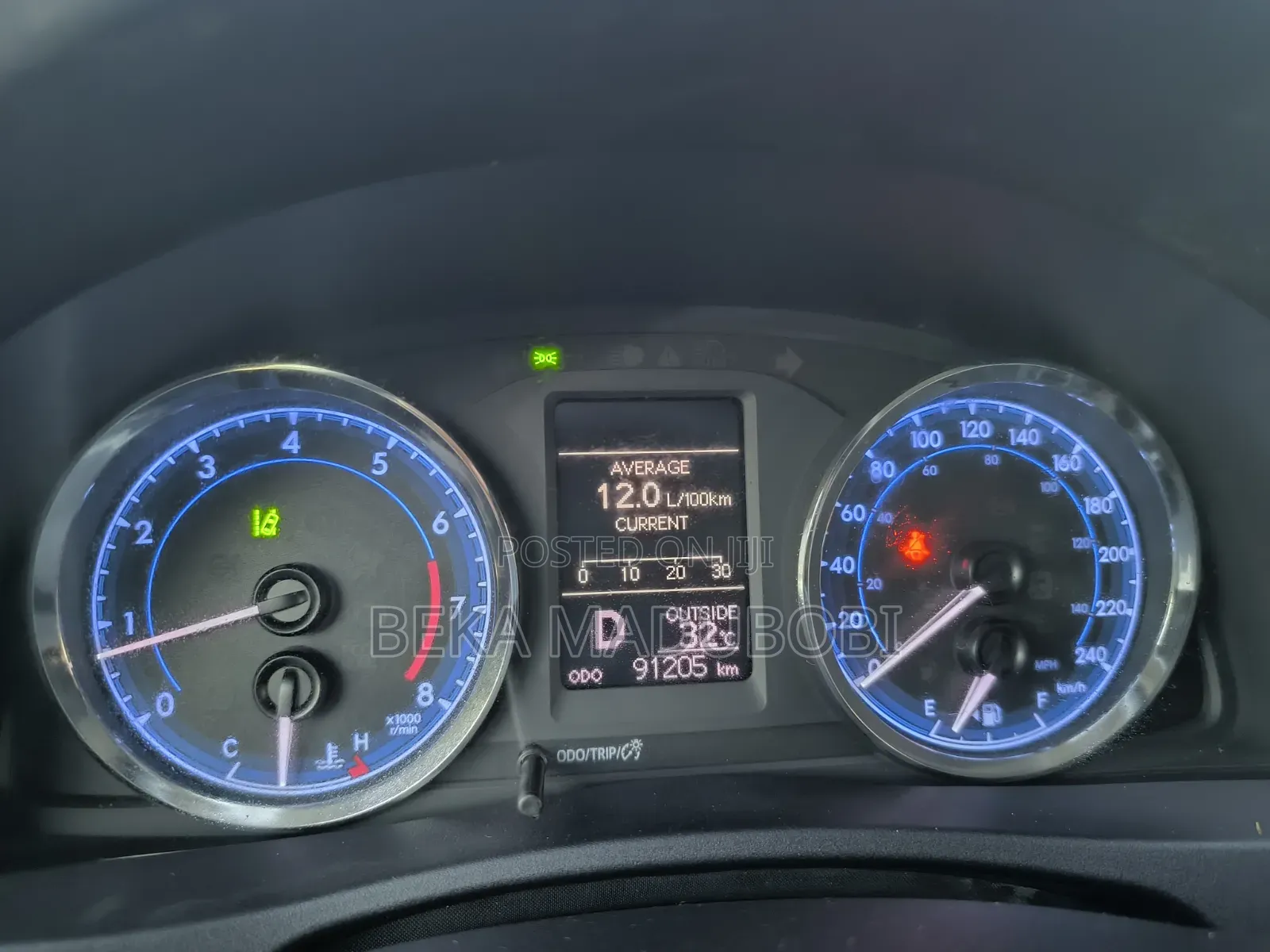 Toyota Corolla LE Eco (1.8L 4cyl 2A) 2019 Red