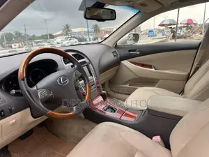 Lexus ES 350 2010 Gold