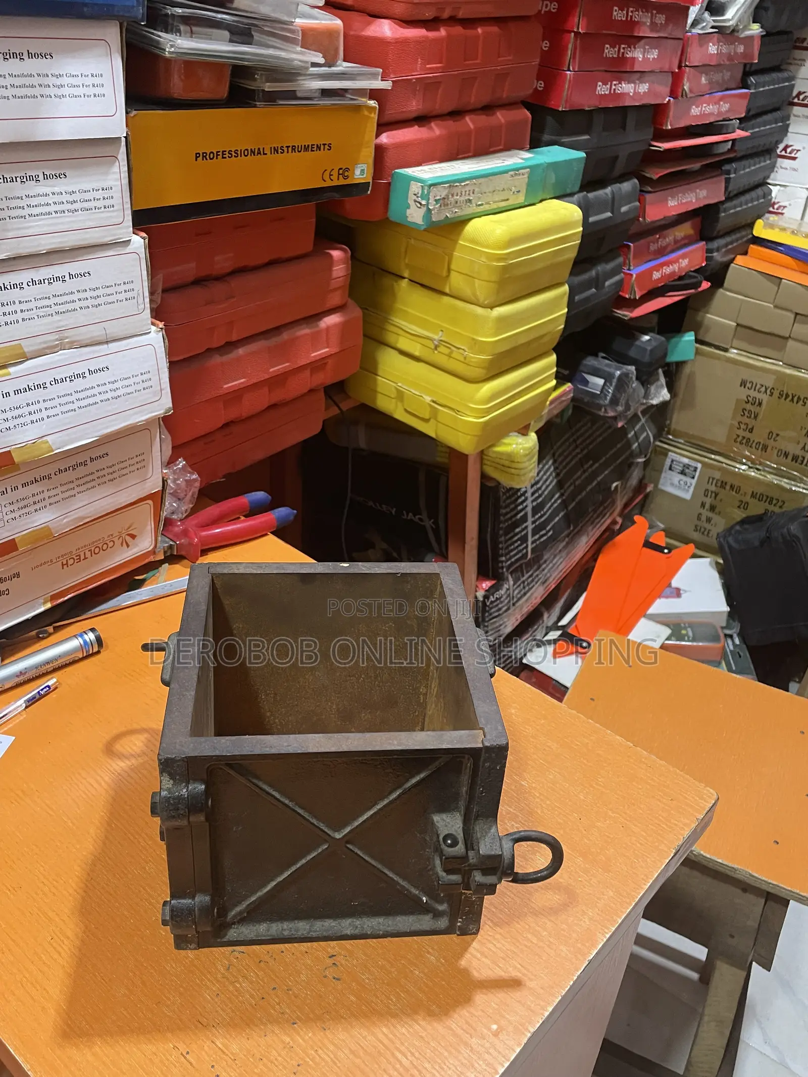 Concrete Cube Mold