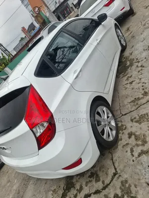 Hyundai Accent 2010 White