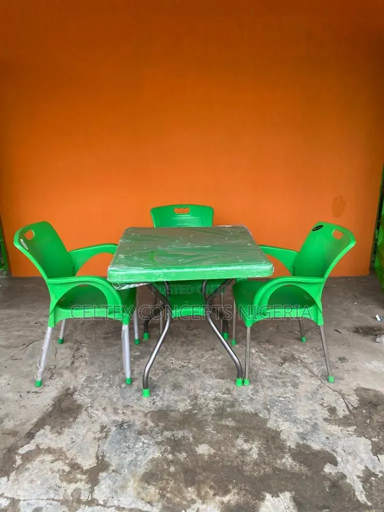 4 Seater Plastic Chairs With Table