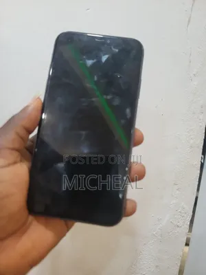 Apple iPhone 11 64 GB Black