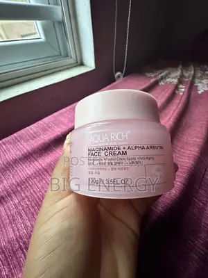 Aqua Rich Niacinamide + Alpha Arbutin Face Cream