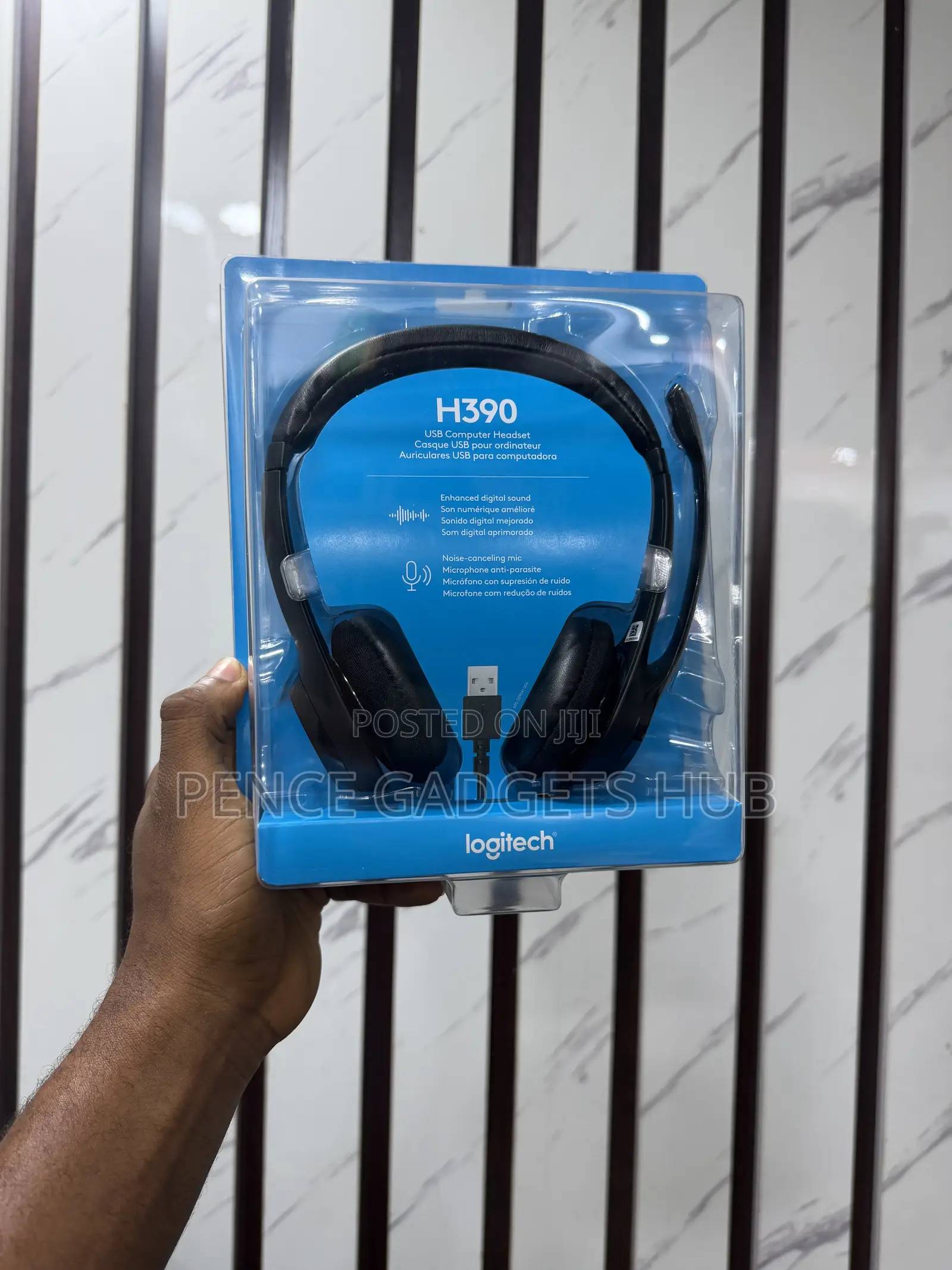 Logitech H390