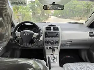 Toyota Corolla 2013 Black