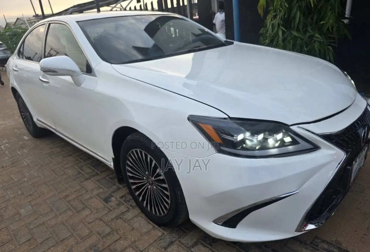 Lexus ES 350 2010 White