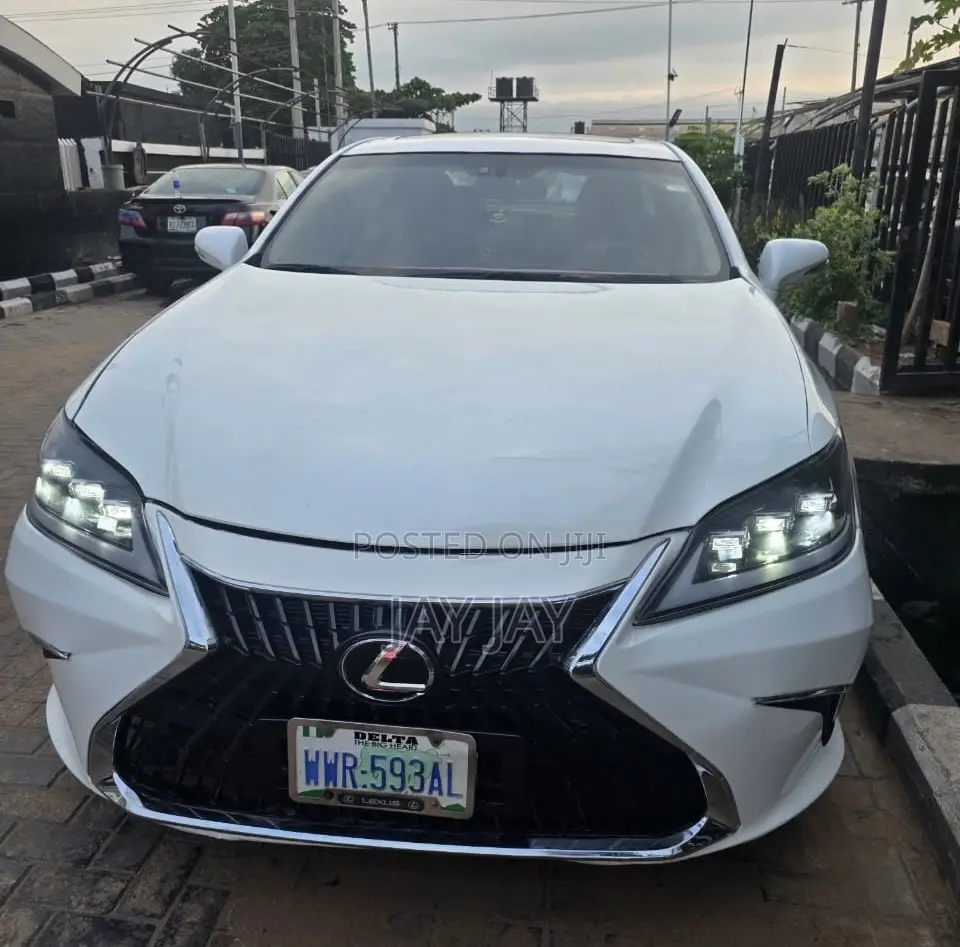 Lexus ES 350 2010 White