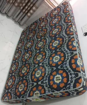 6ft by 4ft/190.5cm X 135cm X 20cm Mouka Foam Mattress