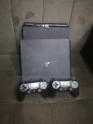 Uk Used Ps4 Slim With and 2 Pad