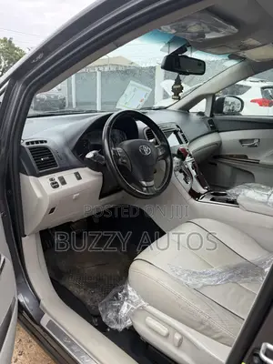 Toyota Venza Limited 2010 Gray