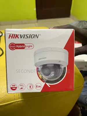 Hikvision Embedded NVR +4mp 3 Cameras