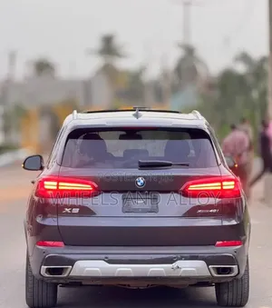 New BMW X5 2024 Blue