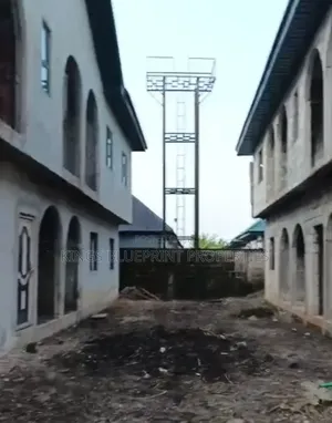 3bdrm Block of Flats in Jeddo, Warri for sale