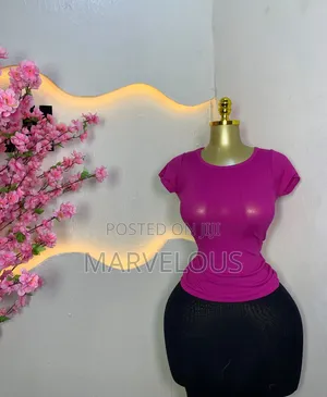 A Beautiful and Vibrant Round Neck Top With a Sleek Design